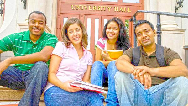 EVEN AS OVERALL NUMBERS FALL, INDIAN UNDERGRADUATE STUDENT INTEREST IN U.S. HOLDS FIRM