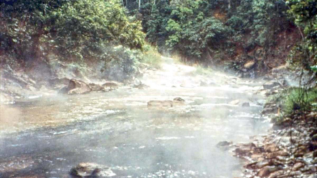 BACTERIA FOUND AT RAJGIR HOT SPRING SHOWS ANTIBACTERIAL ACTIVITY