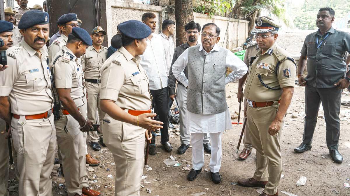 RCB VICTORY PARADE STAMPEDE: POLICE FILE 11 UNNATURAL DEATH REPORTS, NO FIRS FILED