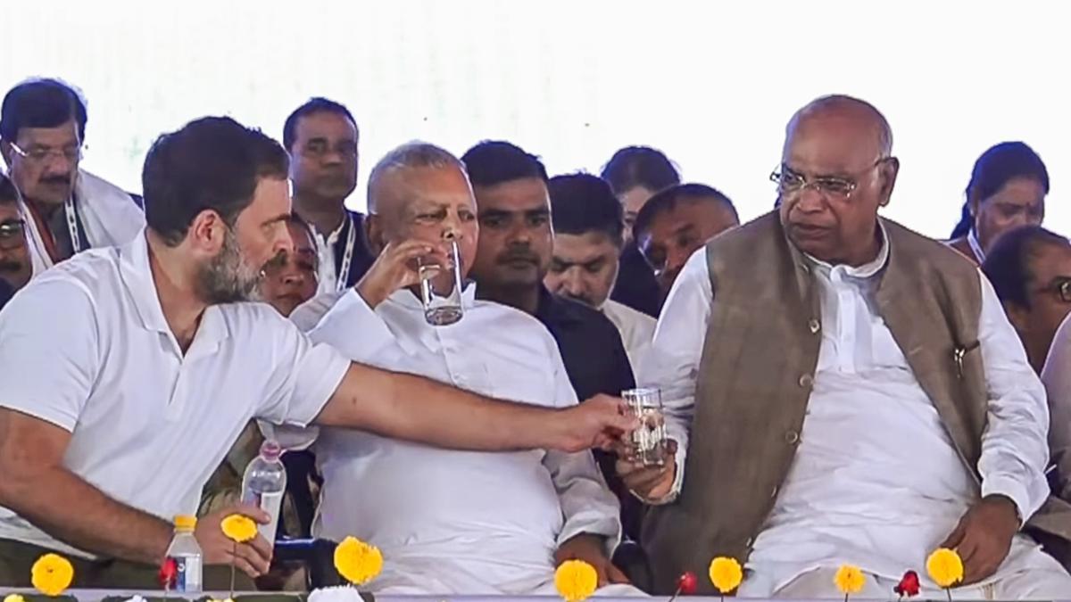 RAHUL GANDHI'S 'VOTE ADHIKAR YATRA': IN THE ENTIRE COUNTRY, VOTE THEFT IS GOING ON, SAYS RAHUL GANDHI