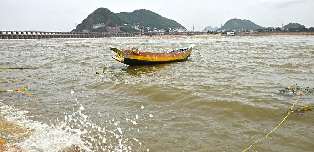 RESERVOIRS ACROSS ANDHRA PRADESH WITNESS HEAVY INFLOWS; APSDMA WARNS OF HEAVY RAINS, STRONG WINDS; FISHERMEN ADVISED TO STAY ASHORE