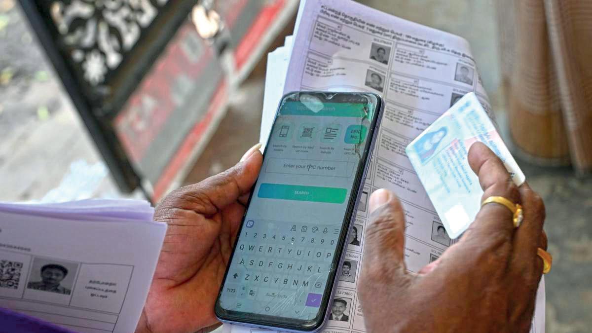 SPECIAL INTENSIVE REVISION: DISTRICT COLLECTORS IN KERALA DIRECTED TO AVOID OVERLAP OF SIR AND LOCAL BODY ELECTION WORKS