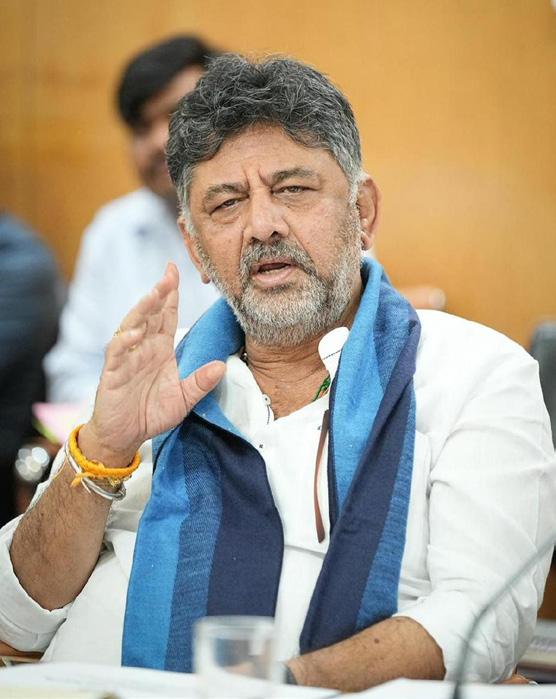 MORE KARNATAKA CONGRESS LEGISLATORS BACKING SHIVAKUMAR TRAVEL TO DELHI