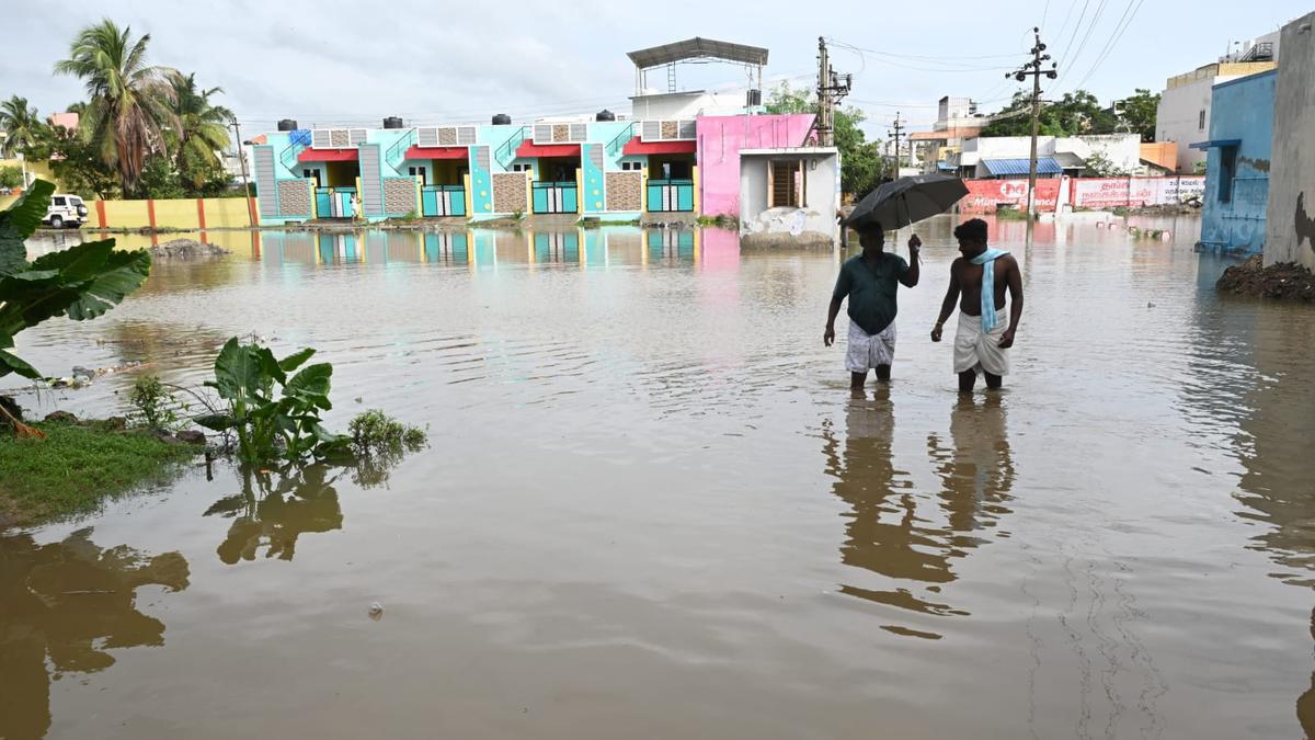 NORTHEAST MONSOON STRENGTHENS IN SOUTH TAMIL NADU