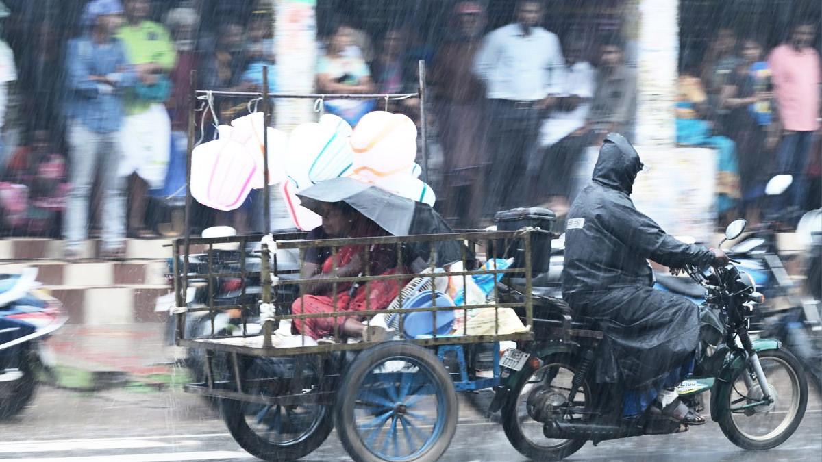 Remnant of Cyclone Ditwah continues to batter north Tamil Nadu