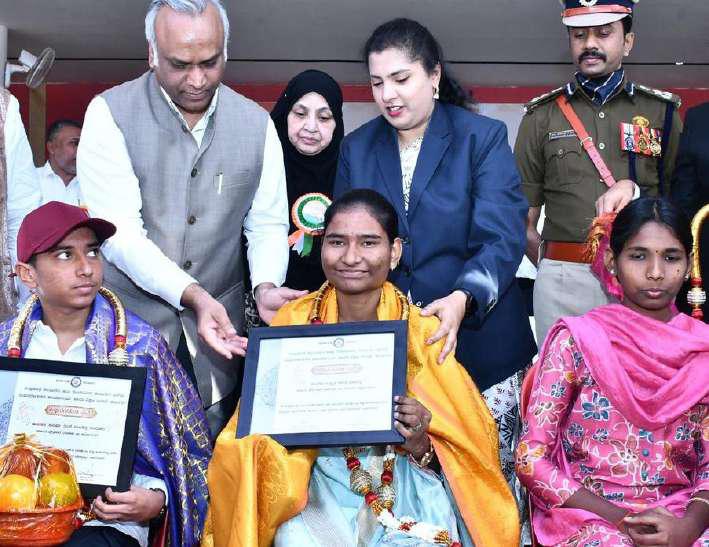 Centre undermining rural employment rights: Priyank Kharge