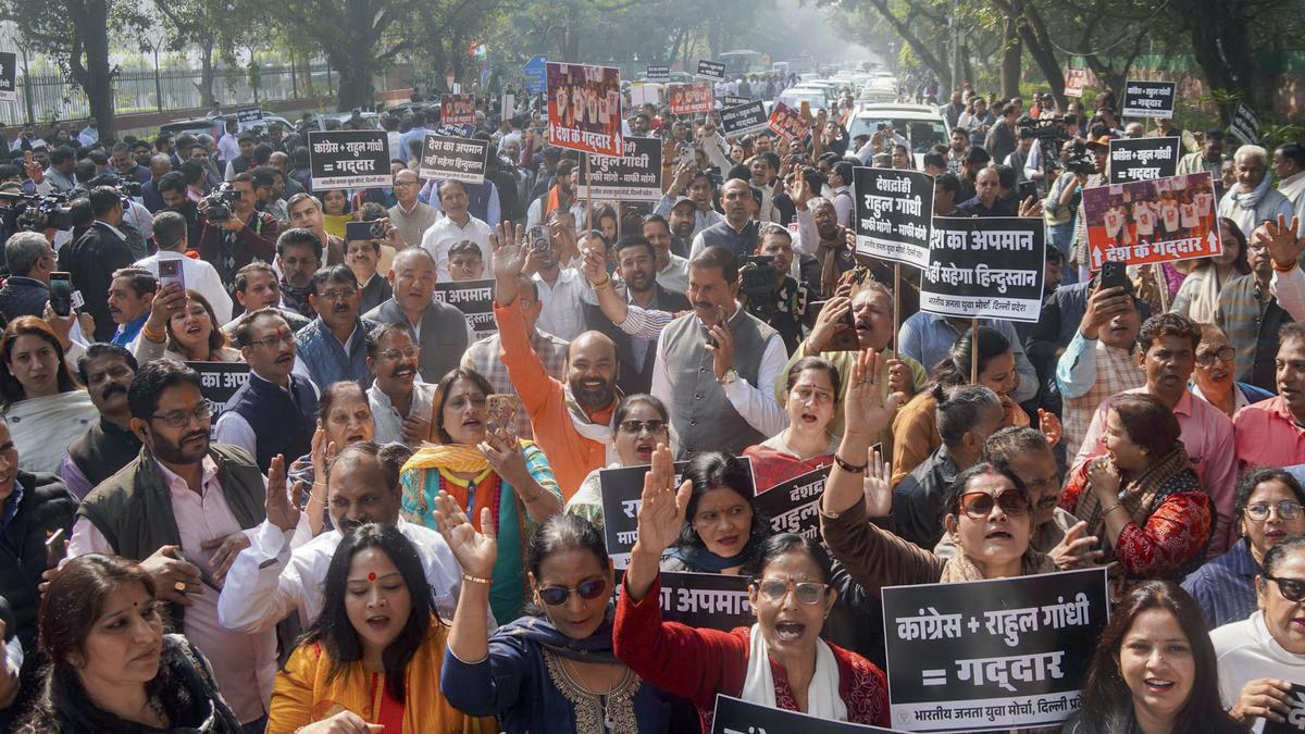 BJP holds demonstration outside Congress office against 'shirtless' protest at Al summit