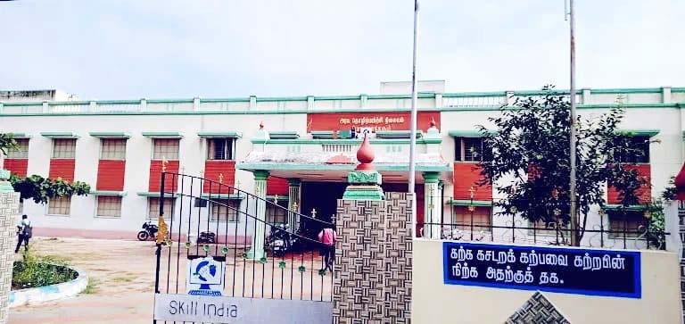 போடிநாயக்கனூர் அரசு தொழிற் பயிற்சி நிலையத்தில் மாணவர் சேர்க்கை தொடங்கியது!