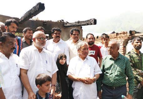 CPI (M) Parliamentary delegation meets cross-border shelling victims in Uri
