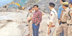 DC Ramban conducts on site inspection of restoration works on NH-44