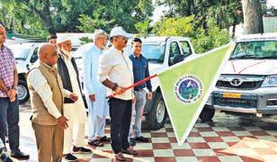 Javed Rana flags off Wildlife Rescue Vehicle Fleet