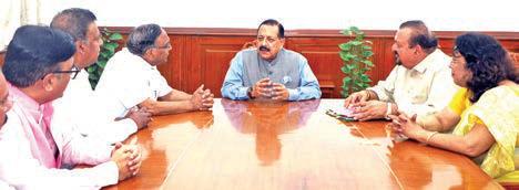 Indian Medical Association national team meets Dr Jitendra, offers voluntary emergency services