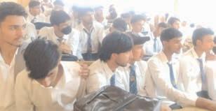 Srinagar District admin spreads awareness on growing menace of drug abuse