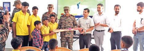 Army provides study & recreation room at Palash Ashram