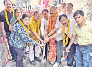 Yudhvir Sethi inaugurates sewerage links worth 2.8 Cr