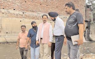 Former Dy Mayor reviews drain cleaning drive in Jammu City
