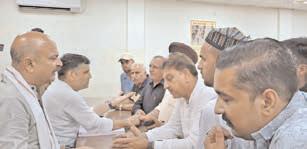 Yudhvir, Surinder hold public darbar at BJP headquarters