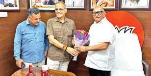 Kavinder meets former Jaipur Mayors; urges people of Jaipur to join Amarnath Yatra