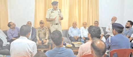 SSP Traffic Rural Jammu visits Sunderbani to address traffic issues