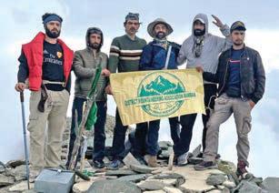 Ramban Mountaineer team scales Thumb peak
