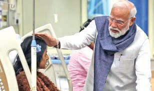 Red Fort blast: Modi meets survivors, says those behind conspiracy to be brought to justice