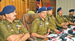 Major Pak-linked narcotics racket busted, 2 held with 3 kg heroin