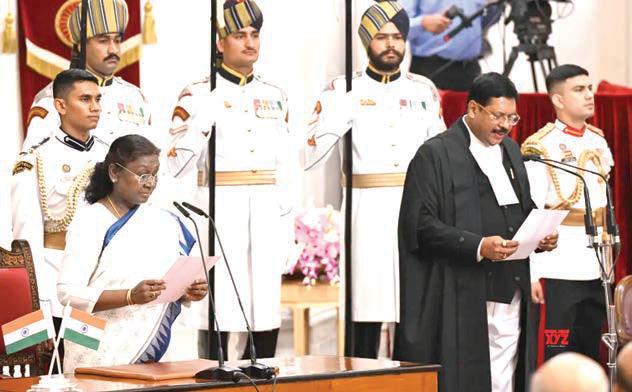 உச்சநீதிமன்ற நீதிபதியாக பி.ஆர்.கவாய் பதவி ஏற்றார்