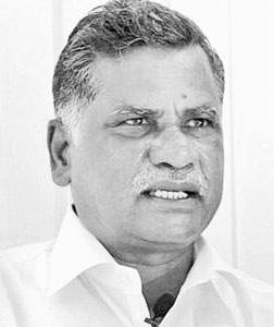 அரசியலமைப்பு உரிமைகளை பறிக்கும் உத்தரவுகளை ஐகோர்ட்டு மறு பரிசீலனை செய்ய வேண்டும்