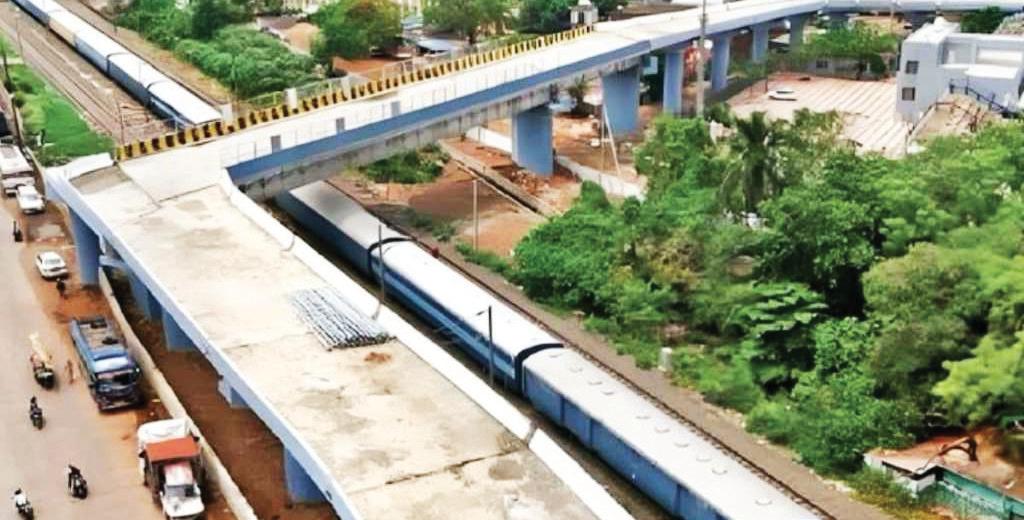 90 டிகிரியில் வளைவு: ஆபத்தான முறையில் பாலம் கட்டியதில் 7 என்ஜினீயர்கள் சஸ்பெண்ட்