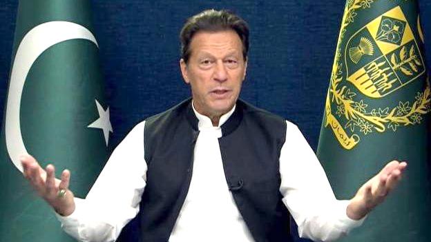 பாகிஸ்தான் அரசுக்கு எதிராக போராட்டம் நடத்த இம்ரான்கான் அழைப்பு