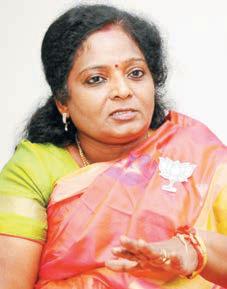 ஆக்கபூர்வமாக கல்வித்துறையை முன்னேற்ற வேண்டும்- தமிழிசை சொல்கிறார்