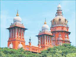 பிடிவாரண்டு பிறப்பிக்கப்பட்டு எத்தனை வழக்குகள் நிலுவையில் உள்ளன?