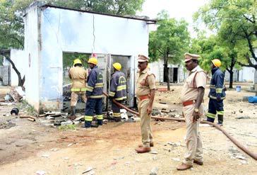 சிவகிரி அருகே பட்டாசு ஆலையில் வெடிவிபத்து