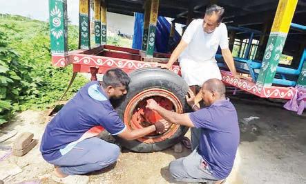 ஜெகந்நாதர் கோவில் தேருக்கு சுகோய் போர் விமான டயர்கள்