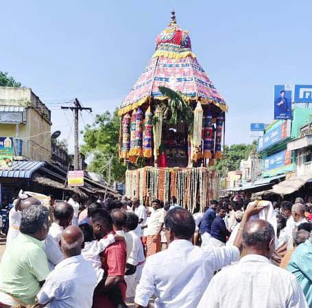 கடையம் அருகே வீட்டின் மீது பெட்ரோல் குண்டு வீசிய 2 பேர் கைது