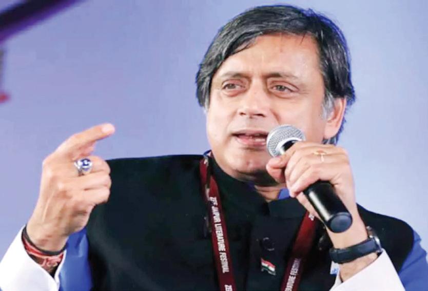 நாட்டு மக்களுக்காக பேசுகிறேன்: கட்சி தலைமைக்கு சசி தரூர் பதில்