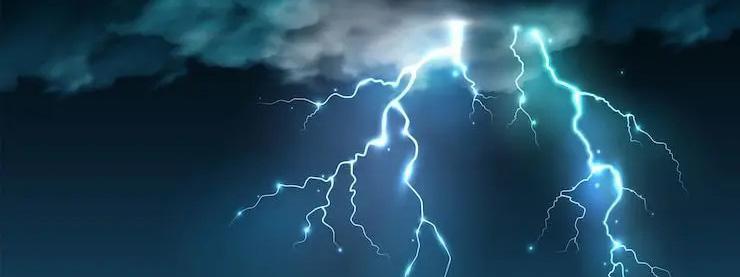 இடி, மின்னல் தாக்கி கிரிக்கெட் விளையாடிய நண்பர்கள் உள்பட 3 பேர் உயிரிழப்பு