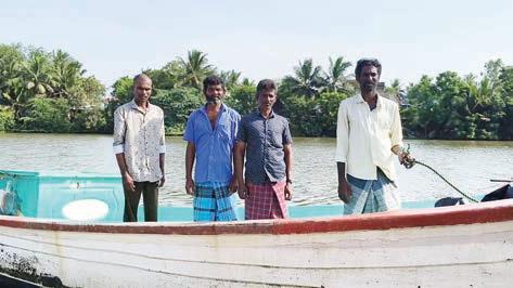 நாகை மீனவர்களிடம் இலங்கை கடற்படை அத்துமீறல்