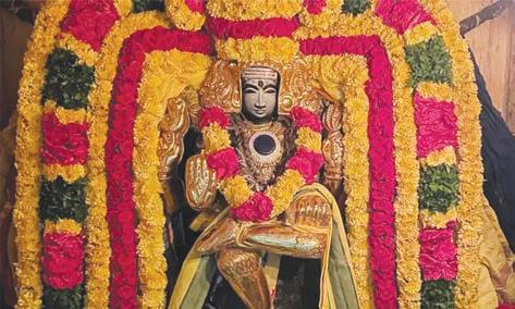 ஆலங்குடி ஆபத்சகாயேஸ்வரர் கோவில் குருபரிகார கோவிலில் சிறப்பு வழிபாடு