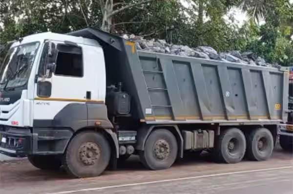 கோவை மாவட்டத்தில் கனிமங்களை எடுத்துச் செல்ல இணையவழியில் மாற்று நடைச்சீட்டு வழங்கும் நடைமுறை