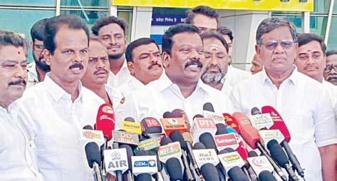 தமிழனாக தலை நிமிர்ந்து நிற்கிறார் கமலஹாசன்