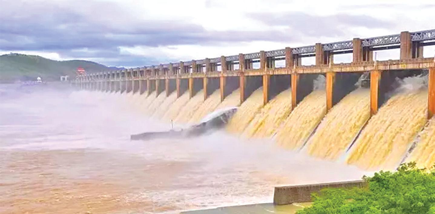 மேட்டூர் அணை நீர்மட்டம் 114 அடியை எட்டியது டெல்டா பாசனத்துக்காக ஜூன் 12-ந் தேதி அணையை மு.க. ஸ்டாலின் திறந்து வைக்கிறார்