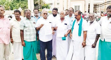 மயிலாடுதுறை அருகே பழைய கிணறுகளை தூர்வாரி புதுப்பிக்ககூறி ஓ.என்.ஜி.சி. நிறுவனம் புதிய கிணறு பணி