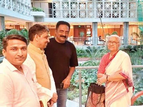 நாடாளுமன்றக் குழு கூட்டத்தில் நடிகர் பிரகாஷ் ராஜ், மேதா பட்கருக்கு எதிர்ப்பு
