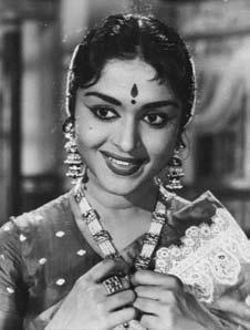 தமிழ், தெலுங்கு, கன்னடம் உள்ளிட்ட சினிமா படங்களில் நடித்தவர்: பழம்பெரும் நடிகை சரோஜா தேவி காலமானார்
