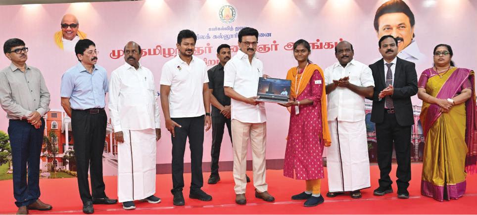 நகராட்சி நிருவாகம் மற்றும் குடிநீர் வழங்கல் துறை சார்பில் ரூ.2732.77 கோடி செலவிலான 229 முடிவுற்ற திட்டப் பணிகளை மு.க.ஸ்டாலின் திறந்து வைத்தார்