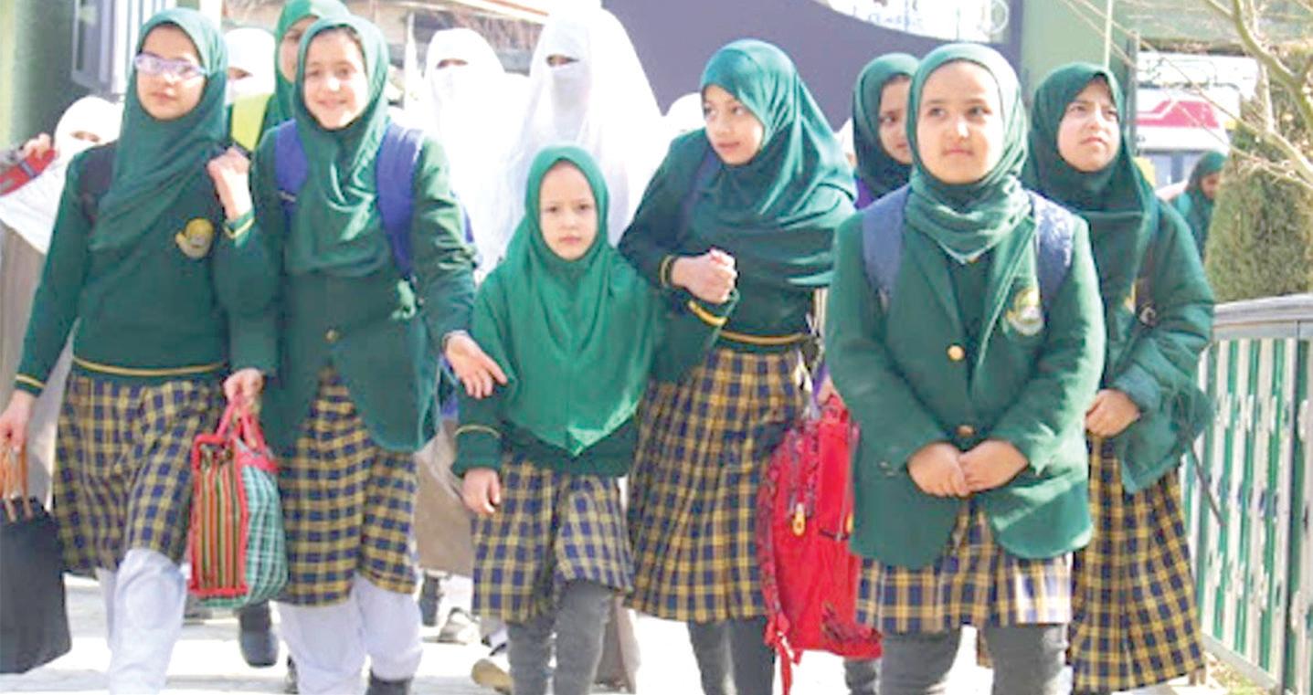 இந்தியா - பாகிஸ்தான் சண்டை முடிவு எதிரொலி: ஜம்முவில் வழக்கம்போல் பள்ளிகள் இயங்க தொடங்கின