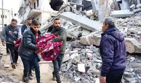 காசாவில் நிவாரண பொருட்கள் வாங்கச்சென்றவர்கள் மீது துப்பாக்கி சூடு: 14 பேர் பலி