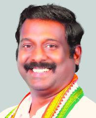 ஈரானில் பணிபுரியும் குமரி மீனவர்களை மீட்க வேண்டும்