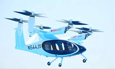 துபாயில் பறக்கும் டாக்சி சோதனை ஓட்டம் வெற்றி